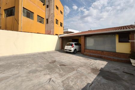 Casa à venda com 300m², 3 quartos e 7 vagas Casa à venda com 300m², 3 quartos e 7 vagasGaragem