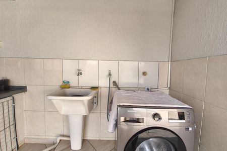 Casa à venda com 300m², 3 quartos e 7 vagas Casa à venda com 300m², 3 quartos e 7 vagasÁrea de Serviço