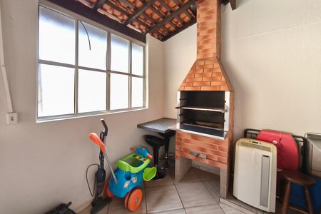 Casa à venda com 300m², 3 quartos e 7 vagas Casa à venda com 300m², 3 quartos e 7 vagasChurrasqueira