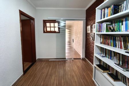 Casa à venda com 300m², 3 quartos e 7 vagas Casa à venda com 300m², 3 quartos e 7 vagasQuarto de Serviço