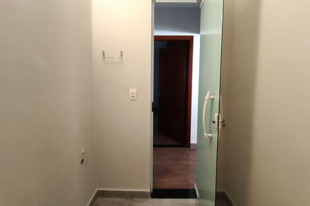 Casa à venda com 300m², 3 quartos e 7 vagas Casa à venda com 300m², 3 quartos e 7 vagasBanheiro Social