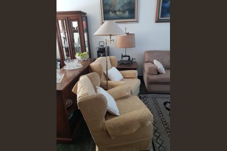 Casa à venda com 180m², 3 quartos e 2 vagasFoto 03