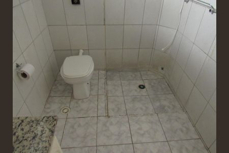 Casa para alugar com 164m², 3 quartos e 3 vagasBanheiro