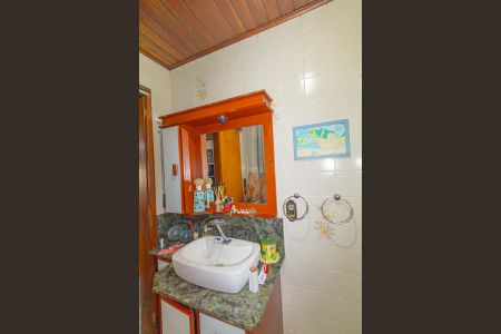 Casa à venda com 150m², 2 quartos e 2 vagas Casa à venda com 150m², 2 quartos e 2 vagasBanheiro Social
