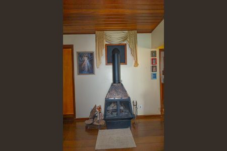 Sala de casa à venda com 2 quartos, 150m² em Niterói, Canoas