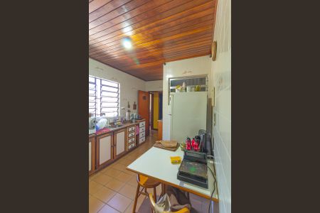 Casa à venda com 150m², 2 quartos e 2 vagas Casa à venda com 150m², 2 quartos e 2 vagasCozinha