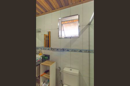 Casa à venda com 150m², 2 quartos e 2 vagas Casa à venda com 150m², 2 quartos e 2 vagasBanheiro da Suíte