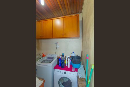 Casa à venda com 150m², 2 quartos e 2 vagas Casa à venda com 150m², 2 quartos e 2 vagasÁrea de Serviço