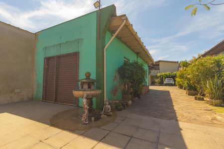 Casa à venda com 150m², 2 quartos e 2 vagas Casa à venda com 150m², 2 quartos e 2 vagasQuintal