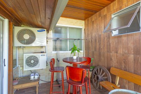 Casa à venda com 150m², 2 quartos e 2 vagas Casa à venda com 150m², 2 quartos e 2 vagasVaranda Gourmet