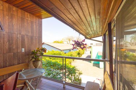 Casa à venda com 150m², 2 quartos e 2 vagas Casa à venda com 150m², 2 quartos e 2 vagasVaranda Gourmet