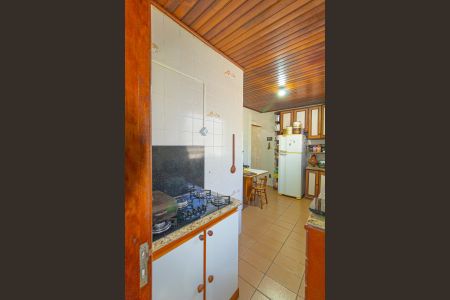 Casa à venda com 150m², 2 quartos e 2 vagas Casa à venda com 150m², 2 quartos e 2 vagasCozinha