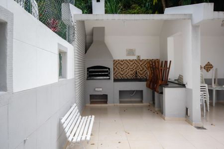 Apartamento à venda com 57m², 2 quartos e 1 vagaÁrea comum