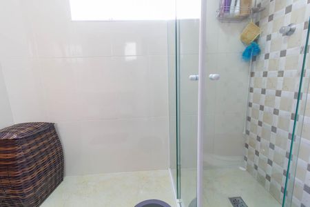 Casa à venda com 216m², 3 quartos e 1 vagaBanheiro