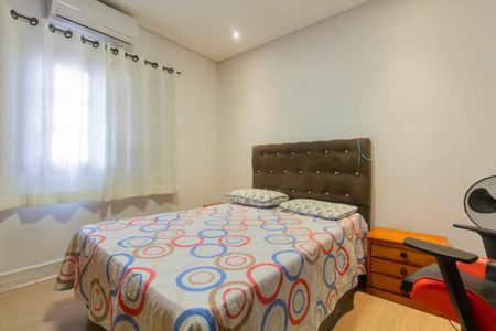 Casa à venda com 216m², 3 quartos e 1 vagaQuarto 1