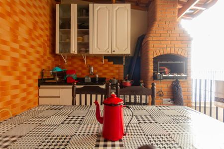 Casa à venda com 216m², 3 quartos e 1 vagaChurrasqueira