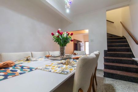 Casa à venda com 216m², 3 quartos e 1 vagaCopa