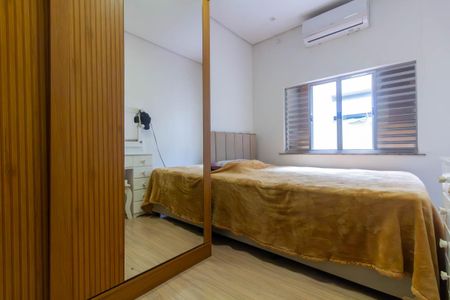 Casa à venda com 216m², 3 quartos e 1 vagaQuarto 2