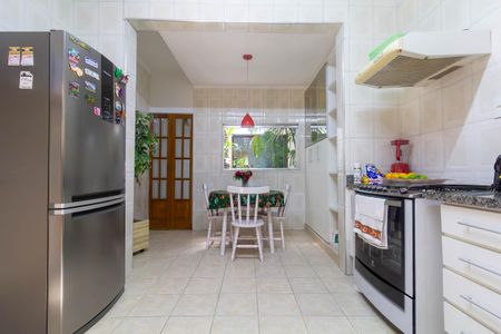 Casa à venda com 216m², 3 quartos e 1 vagaCozinha