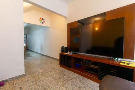 Casa à venda com 216m², 3 quartos e 1 vagaSala
