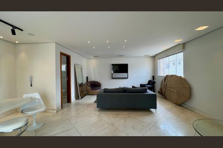 Apartamento à venda com 200m², 3 quartos e 2 vagasCobertura