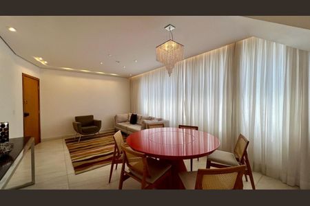 Sala de apartamento à venda com 3 quartos, 200m² em Lourdes, Belo Horizonte