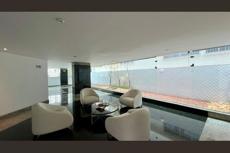 Apartamento à venda com 200m², 3 quartos e 2 vagasHall de entrada