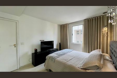 Apartamento à venda com 200m², 3 quartos e 2 vagasQuarto 1