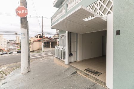 Casa para alugar com 120m², 3 quartos e 1 vagaFachada