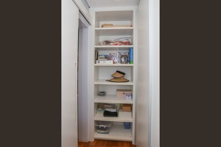 Apartamento à venda com 218m², 3 quartos e 5 vagasSuíte 2