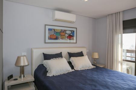 Apartamento à venda com 218m², 3 quartos e 5 vagasSuíte 1