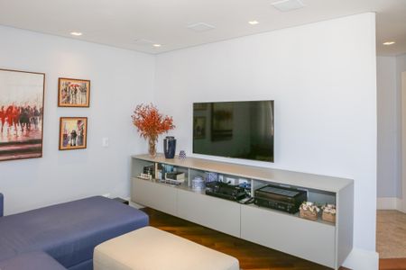 Apartamento à venda com 218m², 3 quartos e 5 vagasSala