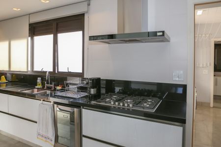 Apartamento à venda com 218m², 3 quartos e 5 vagasCozinha