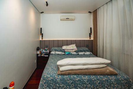 Casa à venda com 300m², 3 quartos e 3 vagasSuíte 