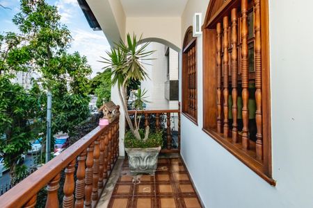 Casa à venda com 300m², 3 quartos e 3 vagasVaranda 