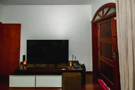 Casa à venda com 300m², 3 quartos e 3 vagasQuarto 2