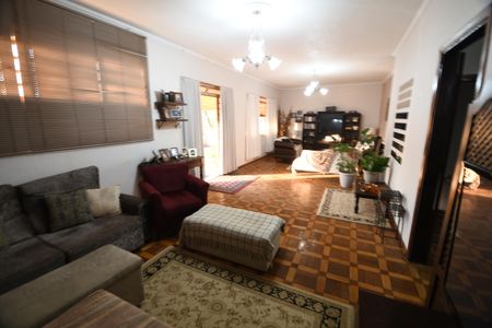 Casa para alugar com 400m², 3 quartos e 4 vagasSala