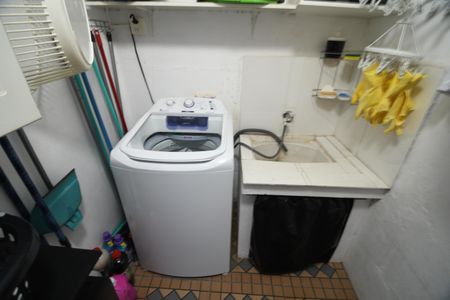 Casa para alugar com 400m², 3 quartos e 4 vagasÁrea de Serviço