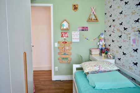 Apartamento à venda com 100m², 3 quartos e 2 vagas Apartamento à venda com 100m², 3 quartos e 2 vagasQuarto 1