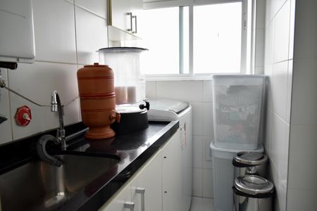 Apartamento à venda com 100m², 3 quartos e 2 vagas Apartamento à venda com 100m², 3 quartos e 2 vagasÁrea de Serviço