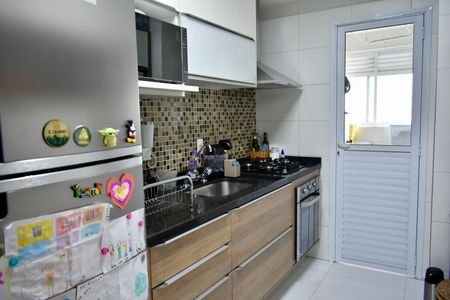 Apartamento à venda com 100m², 3 quartos e 2 vagas Apartamento à venda com 100m², 3 quartos e 2 vagasCozinha