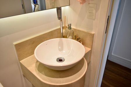 Apartamento à venda com 100m², 3 quartos e 2 vagas Apartamento à venda com 100m², 3 quartos e 2 vagasLavabo