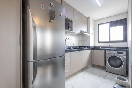 Apartamento à venda com 36m², 2 quartos e 1 vaga Apartamento à venda com 36m², 2 quartos e 1 vagaCozinha e Área de Serviço