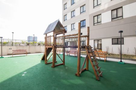 Apartamento à venda com 36m², 2 quartos e 1 vaga Apartamento à venda com 36m², 2 quartos e 1 vagaÁrea comum - Playground