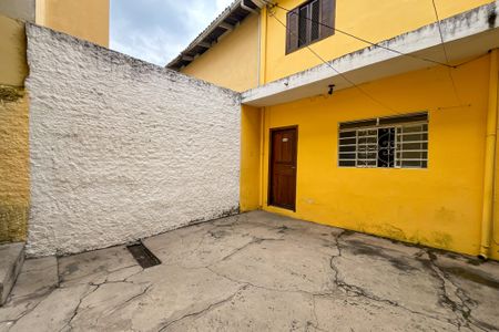 Casa à venda com 370m², 5 quartos e 3 vagas Casa à venda com 370m², 5 quartos e 3 vagasQuintal casa 2