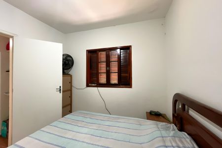 Casa à venda com 370m², 5 quartos e 3 vagas Casa à venda com 370m², 5 quartos e 3 vagasCasa 2 - Quarto 2