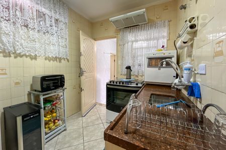 Casa à venda com 370m², 5 quartos e 3 vagas Casa à venda com 370m², 5 quartos e 3 vagasCozinha