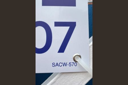 Casa à venda com 370m², 5 quartos e 3 vagas Casa à venda com 370m², 5 quartos e 3 vagasPlaca