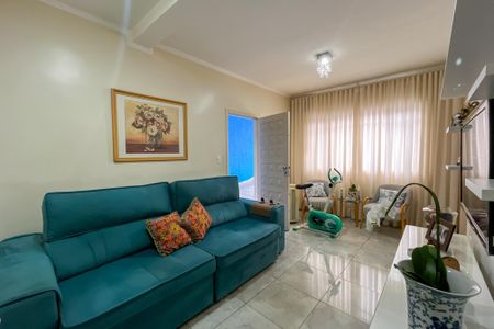 Casa à venda com 370m², 5 quartos e 3 vagas Casa à venda com 370m², 5 quartos e 3 vagasSala