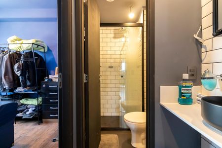 Apartamento à venda com 38m², 1 quarto e 1 vaga Apartamento à venda com 38m², 1 quarto e 1 vagaBanheiro